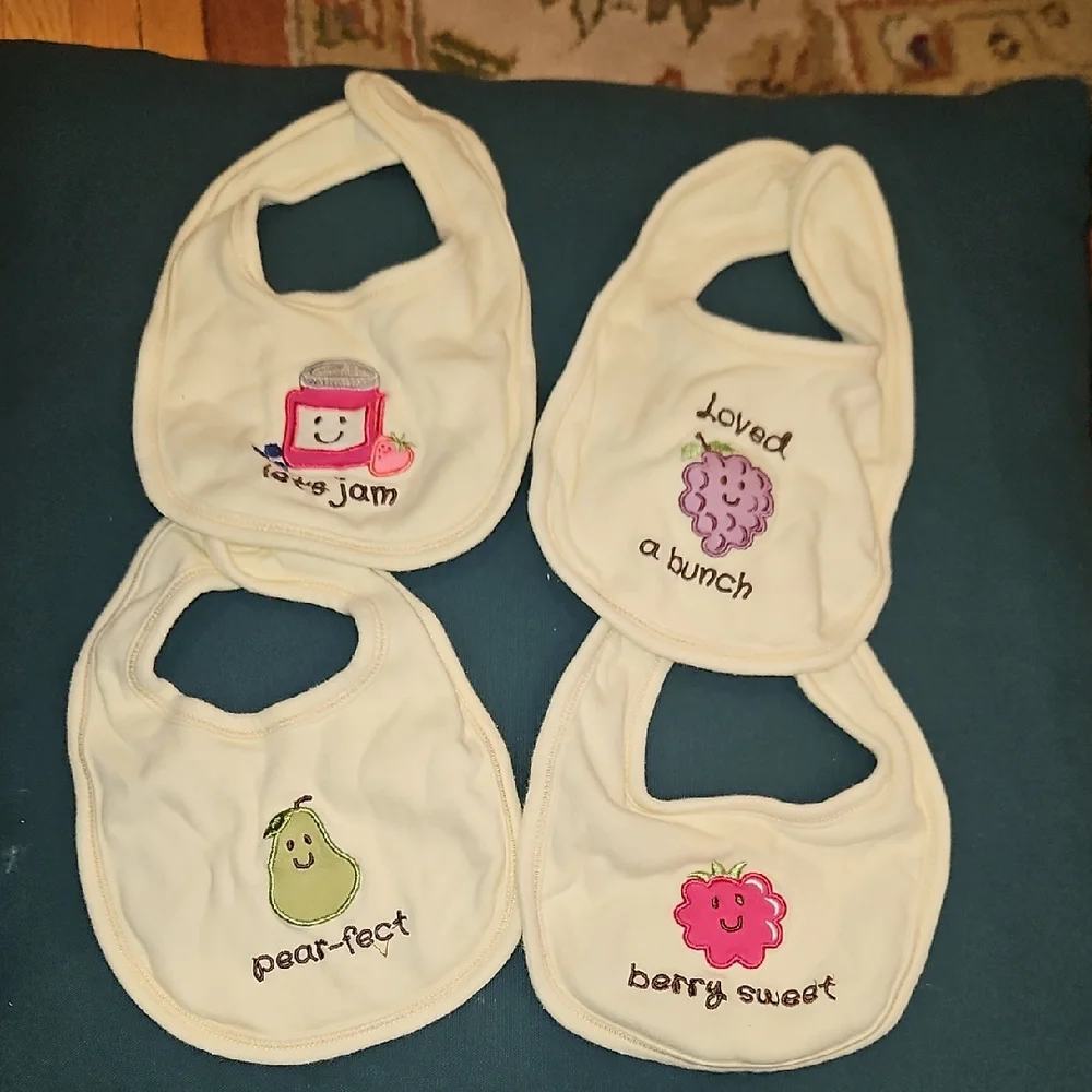 Cream Baby Bib Set with Cute Fruit Sayings & Designs -4
